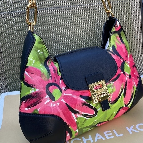 Michael Kors Collection Bancroft Medium Daisy Calf Leather Shoulder Bag - Picture 6 of 9